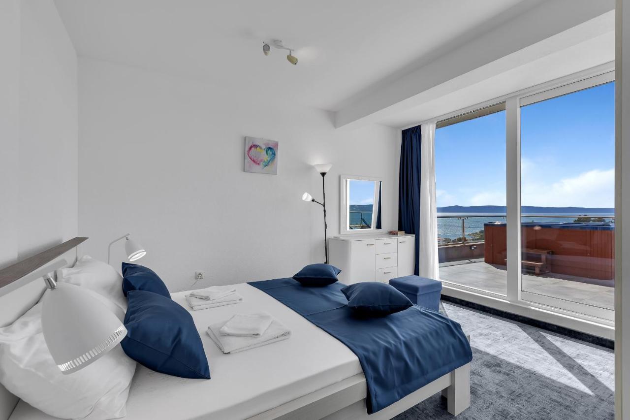Apartments Lujnovic Makarska Exteriör bild