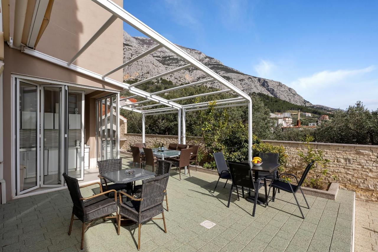 Apartments Lujnovic Makarska Exteriör bild