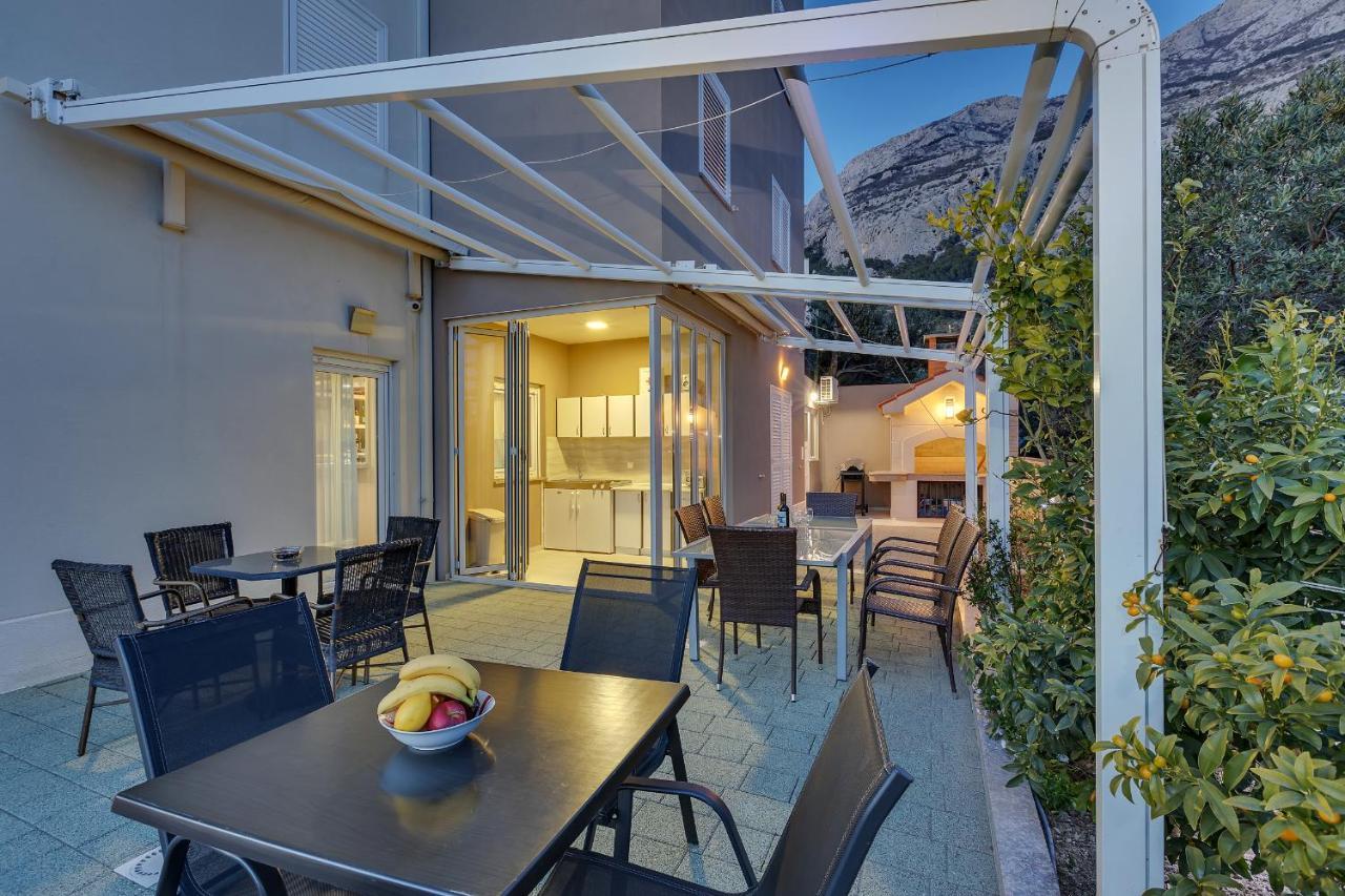 Apartments Lujnovic Makarska Exteriör bild